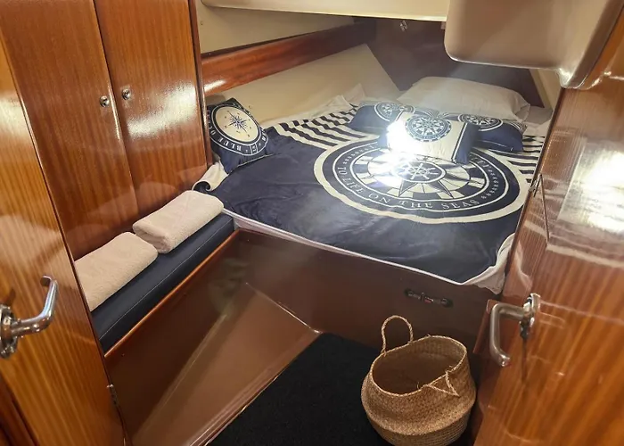 Yate Rock & Roll Bådhotel Puerto De Mogan