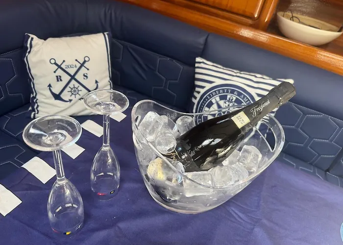 Bådhotel Yate Rock & Roll