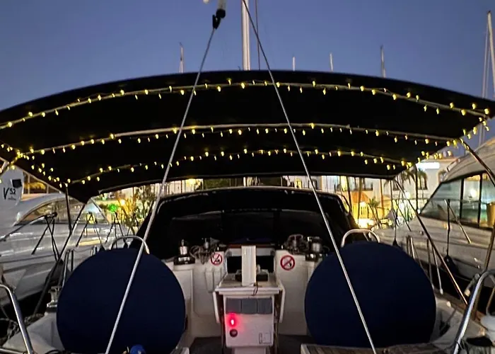 Yate Rock & Roll Bådhotel *