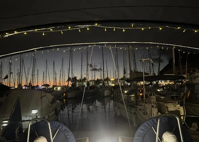 Bådhotel Yate Rock & Roll *