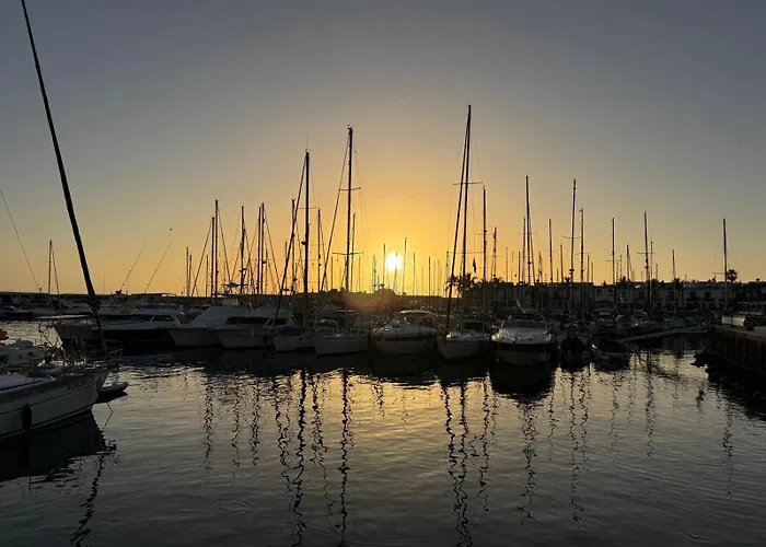 Yate Rock & Roll * بويرتو دي موغان