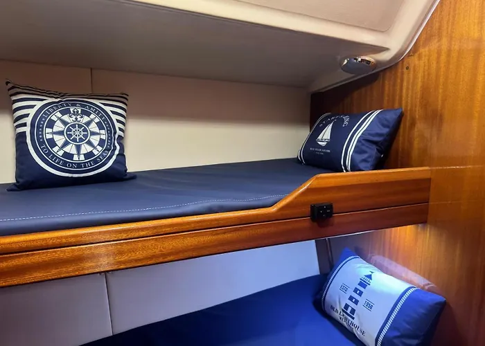 보트호텔 Yate Rock & Roll